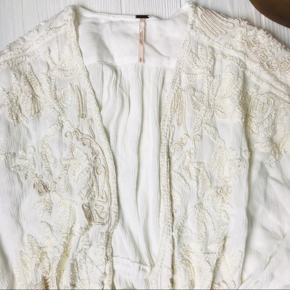 Free People Embroidered Loose Fit Boho Top - Picture 2 of 4
